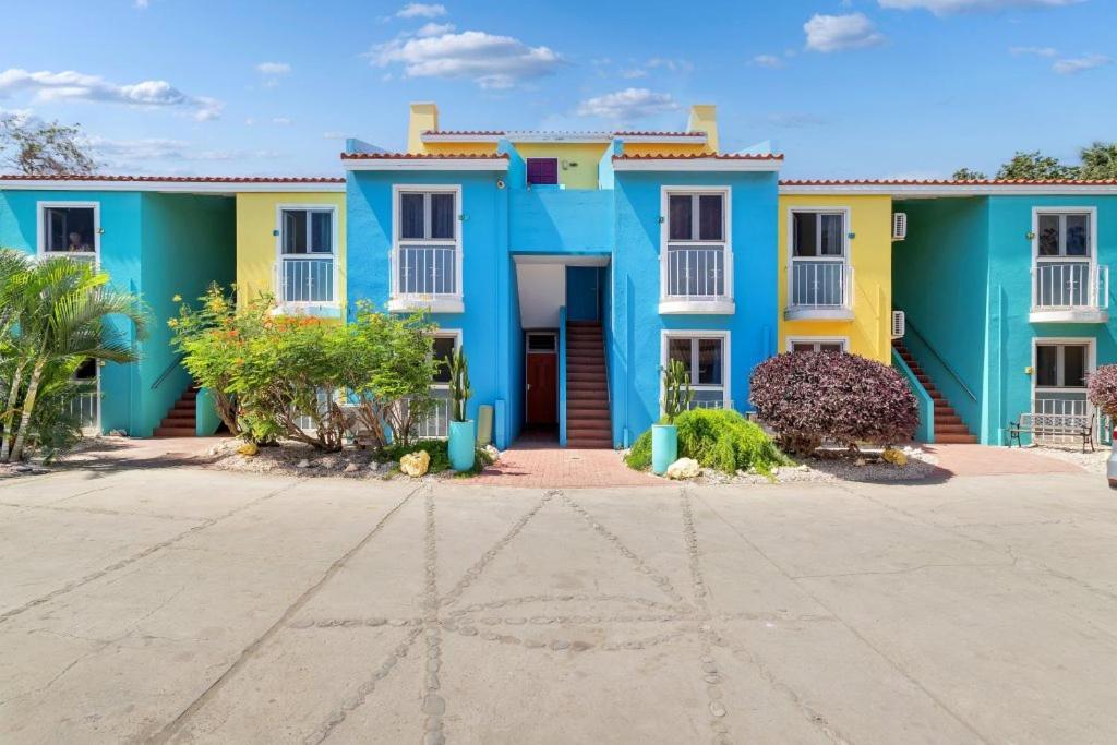 Bonaire Oceanfront Apartments Kralendijk  Exterior photo